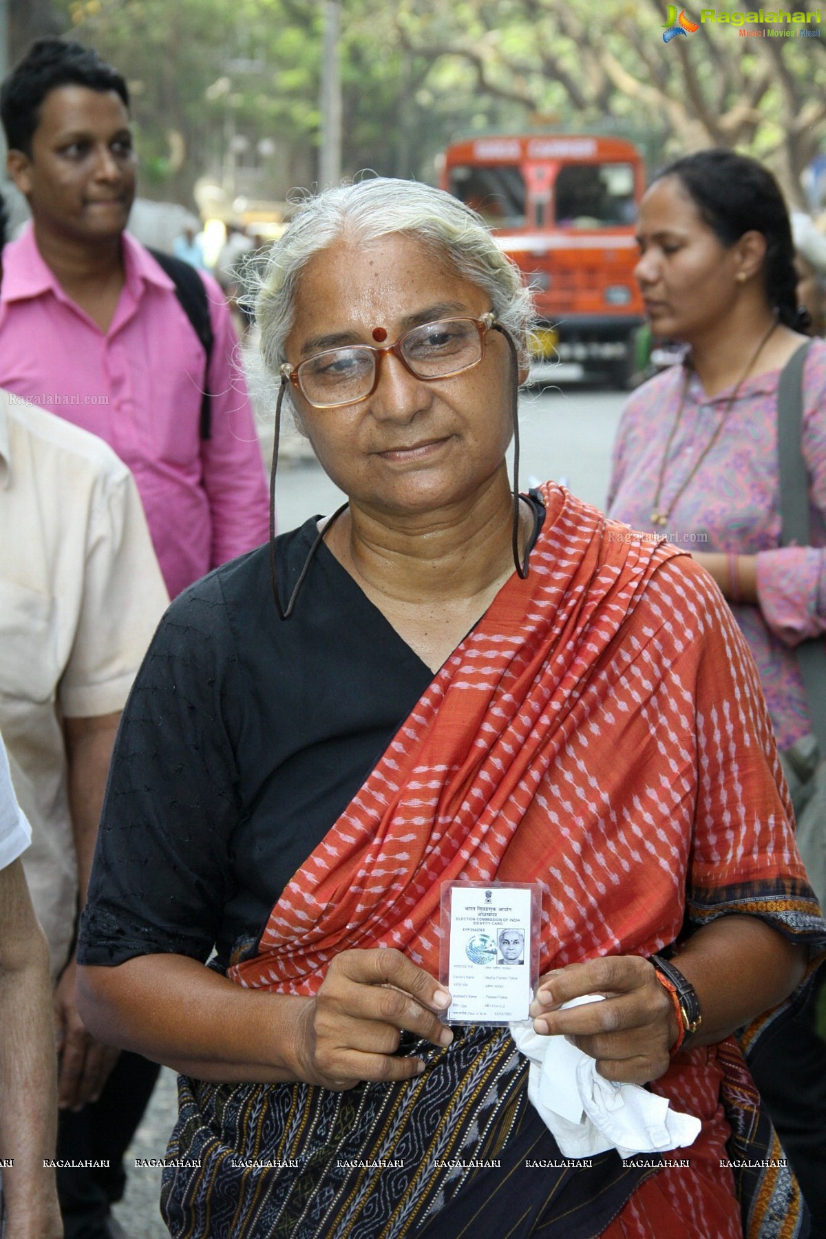 Bollywood Celebs at Lok Sabha Polls 2014