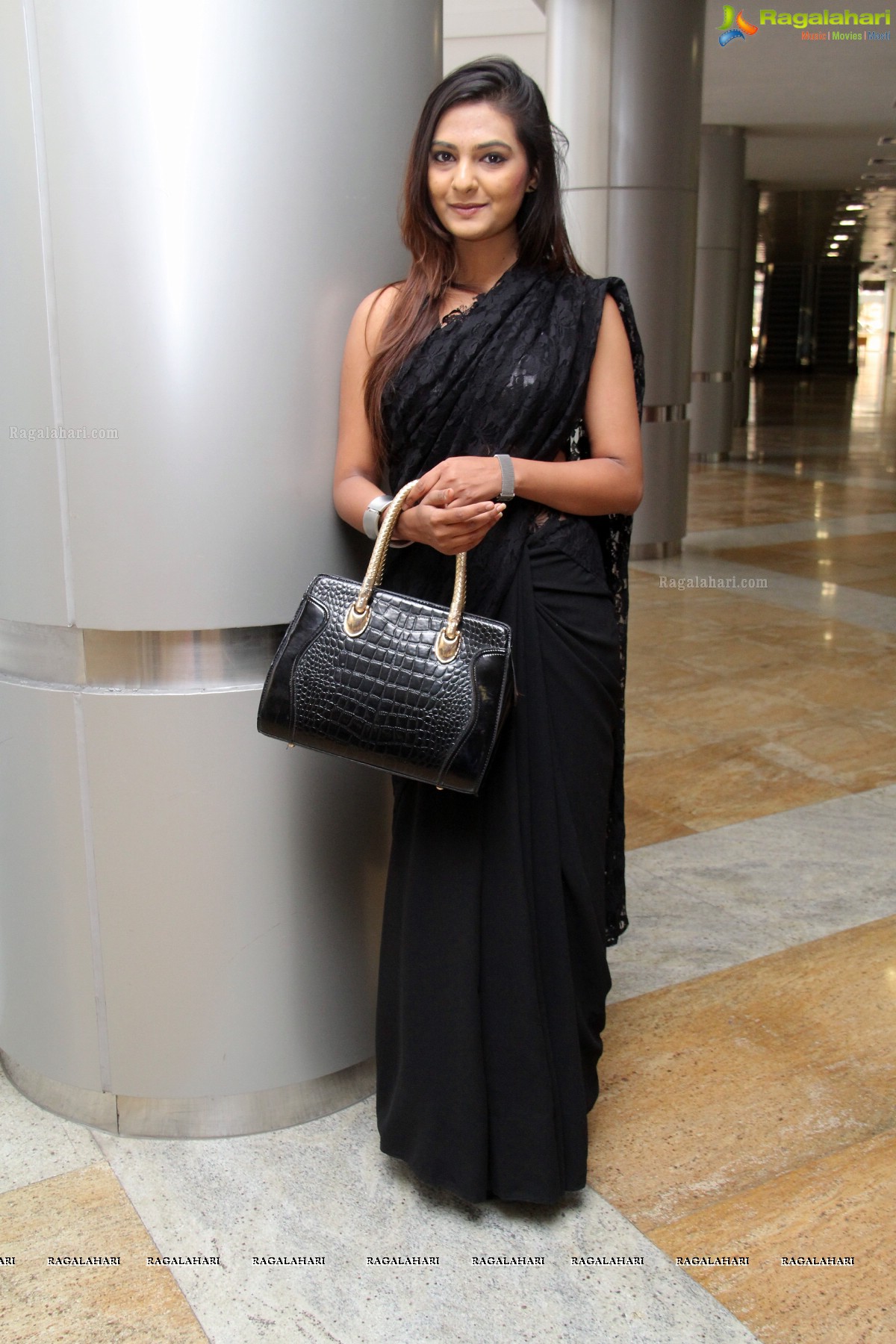 Hi Life Exhibition Launched by Bina Mehta at Novotel, Hyderabad