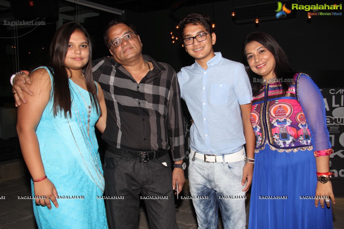 Leesha Agarwal Birthday Bash 2014 at Air Lounge, Hyderabad