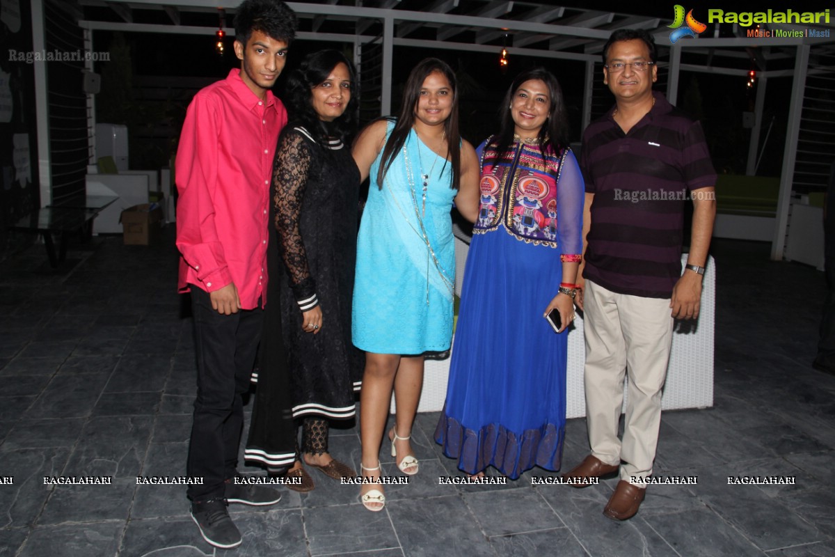 Leesha Agarwal Birthday Bash 2014 at Air Lounge, Hyderabad