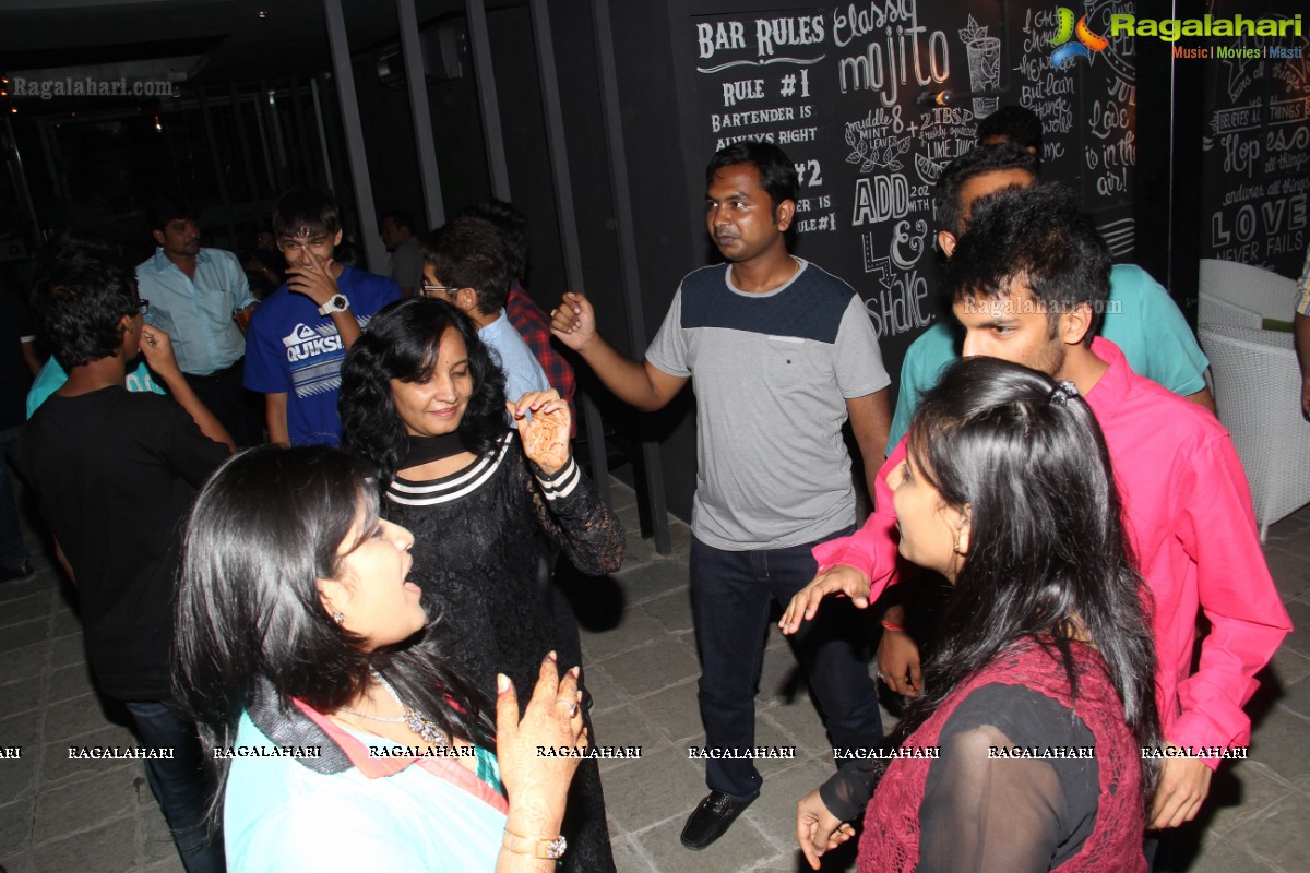 Leesha Agarwal Birthday Bash 2014 at Air Lounge, Hyderabad