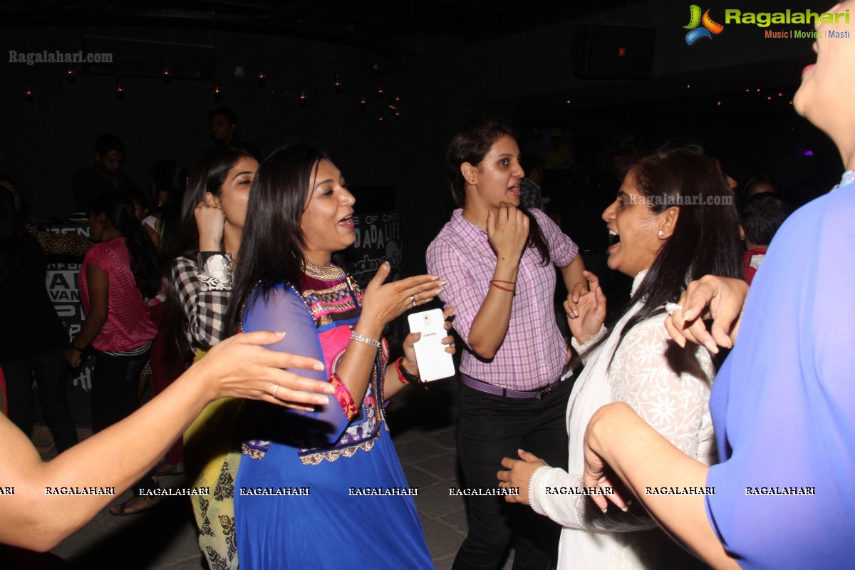 Leesha Agarwal Birthday Bash 2014 at Air Lounge, Hyderabad