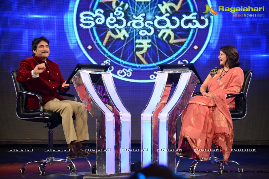 MAA TV 'Meelo Evaru Koteeswarudu' Launch