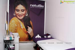 Naturals Salon Inorbit Mall