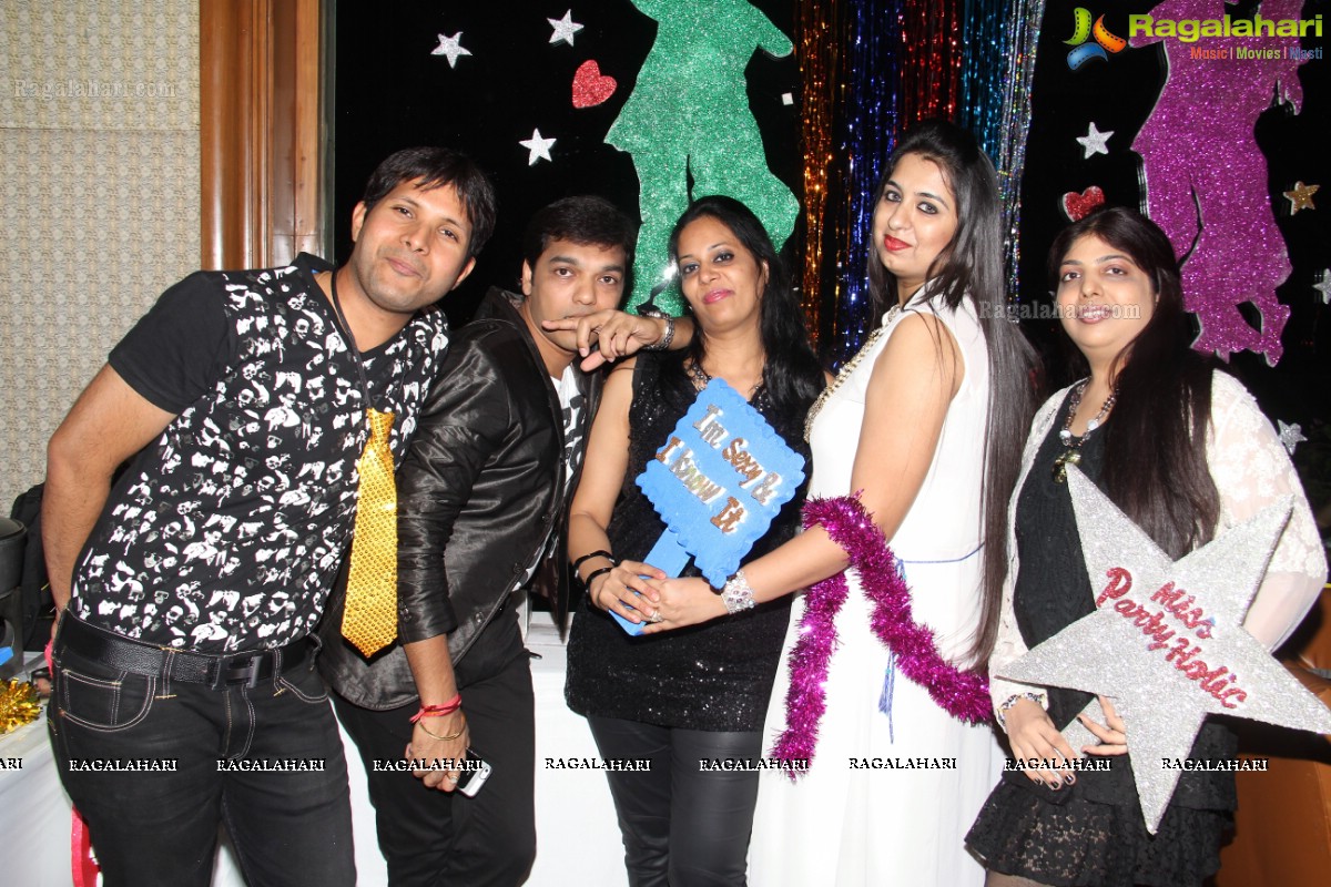 Partyholics - Glam and Glitter Party