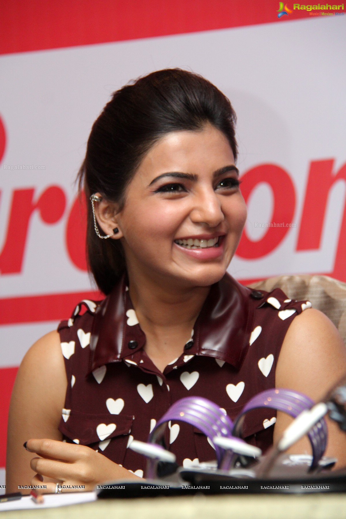 Samantha to endorse Paragon Solea Range of Footwear