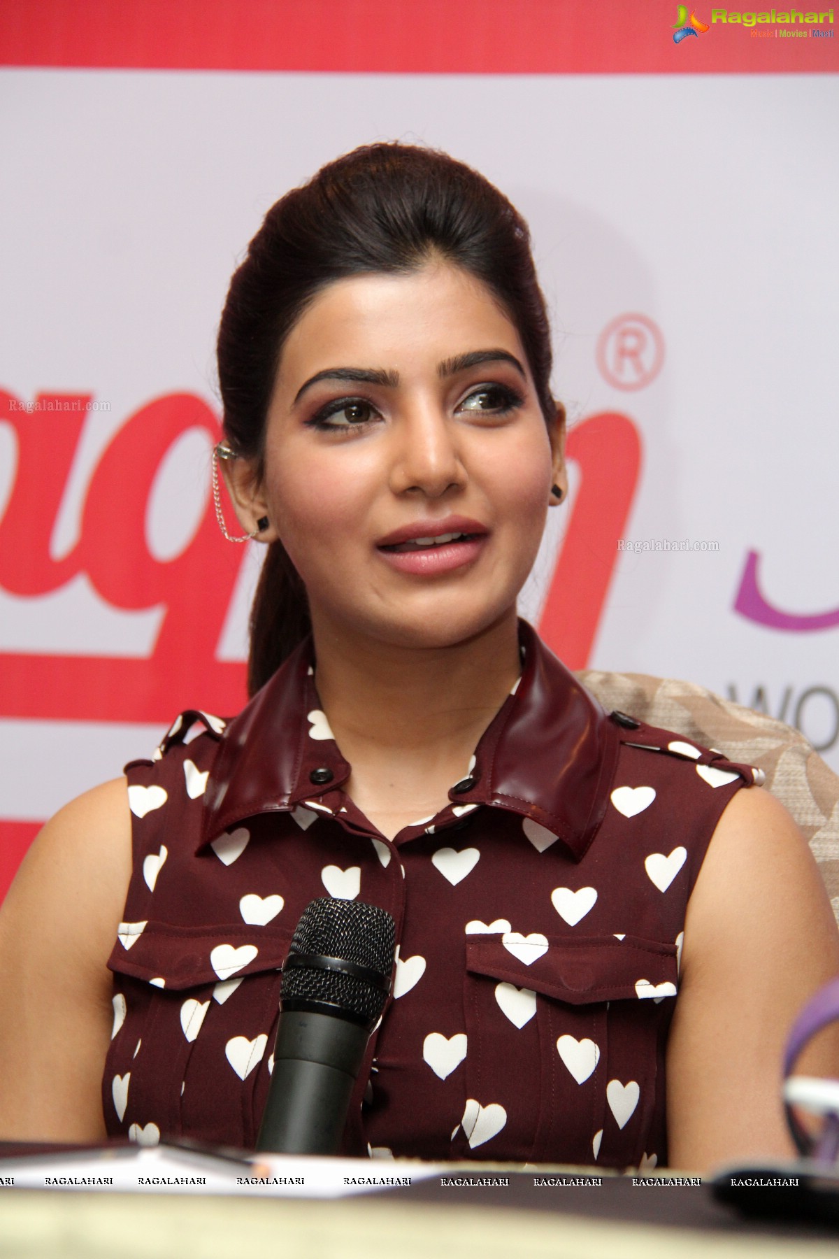 Samantha to endorse Paragon Solea Range of Footwear