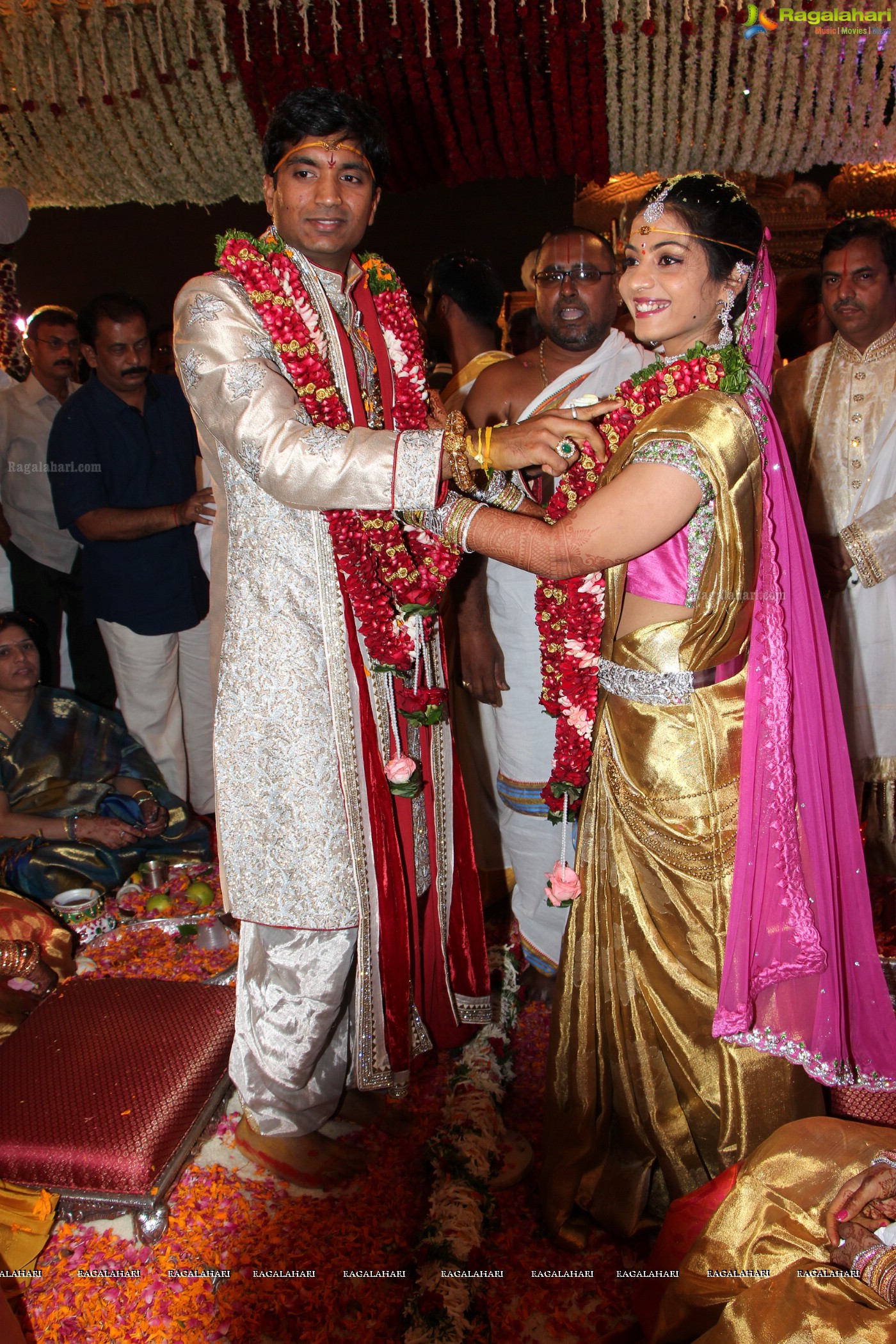 Pruthviraj Reddy-Madhuri Reddy Grand Wedding Ceremony