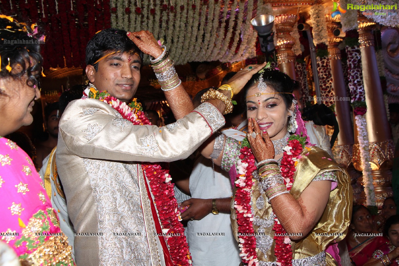 Pruthviraj Reddy-Madhuri Reddy Grand Wedding Ceremony