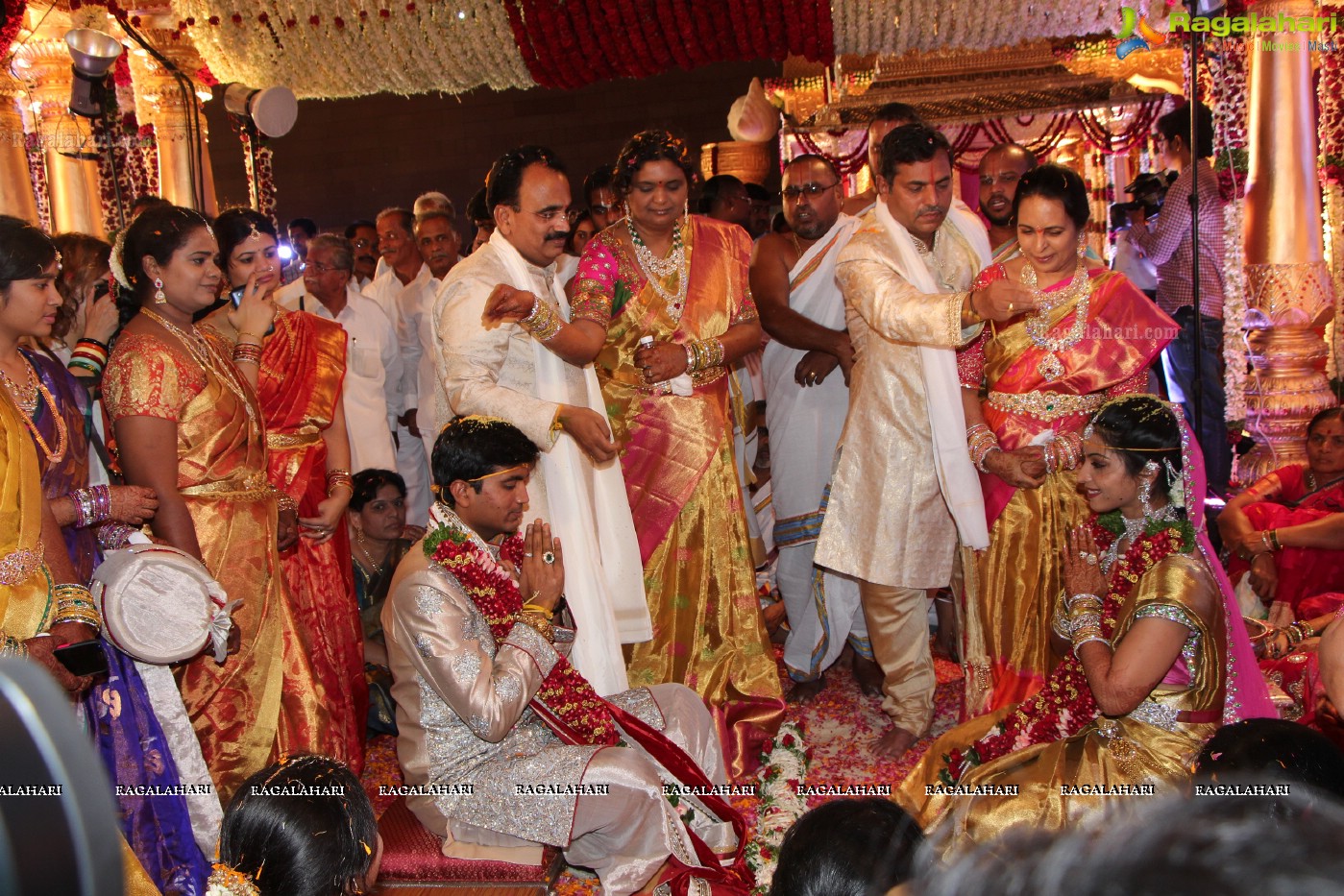 Pruthviraj Reddy-Madhuri Reddy Grand Wedding Ceremony