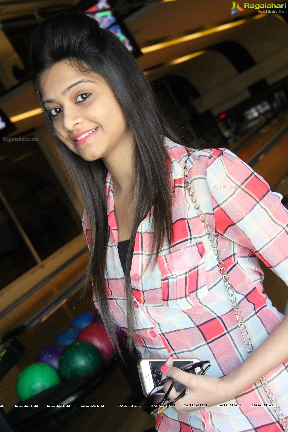 Stylish Divas Meet at SVM Bowling, Hyderabad