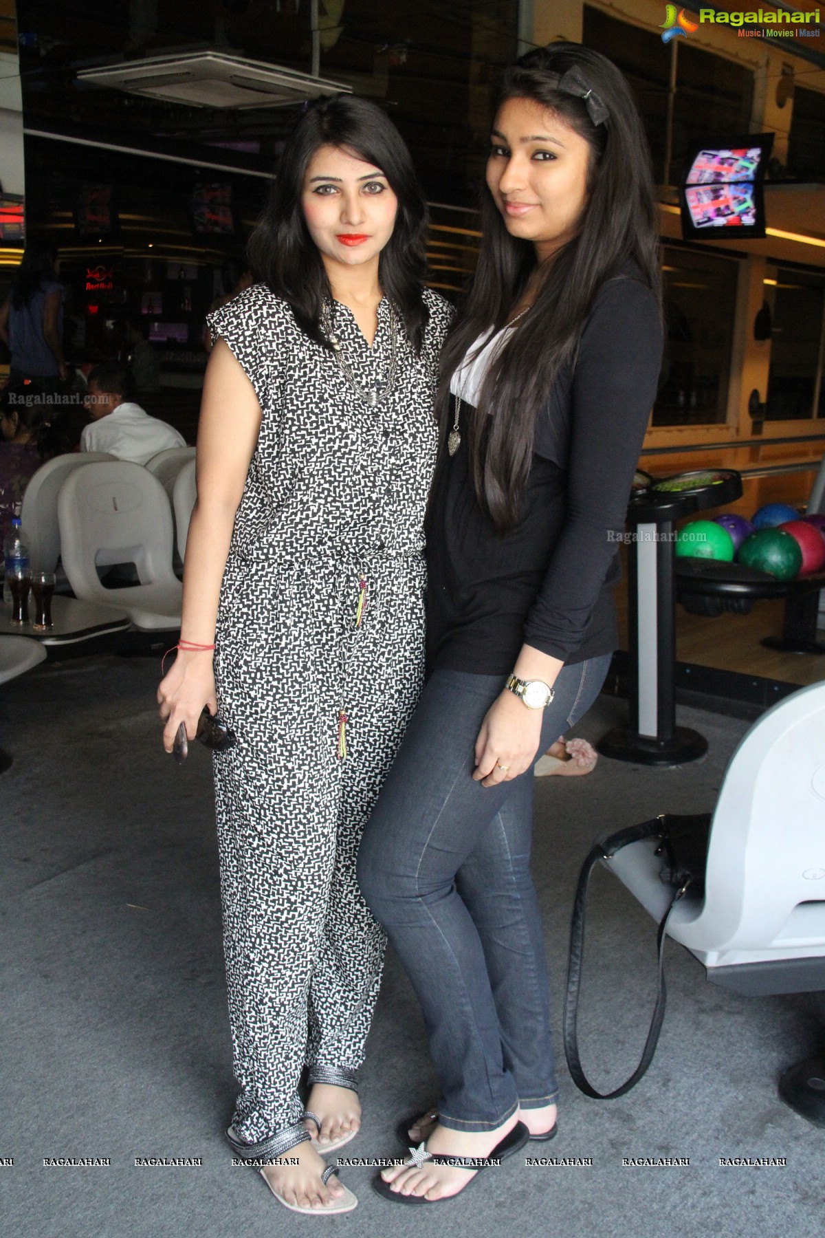 Stylish Divas Meet at SVM Bowling, Hyderabad