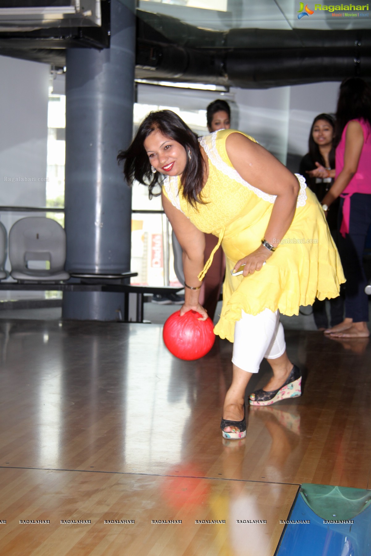 Stylish Divas Meet at SVM Bowling, Hyderabad