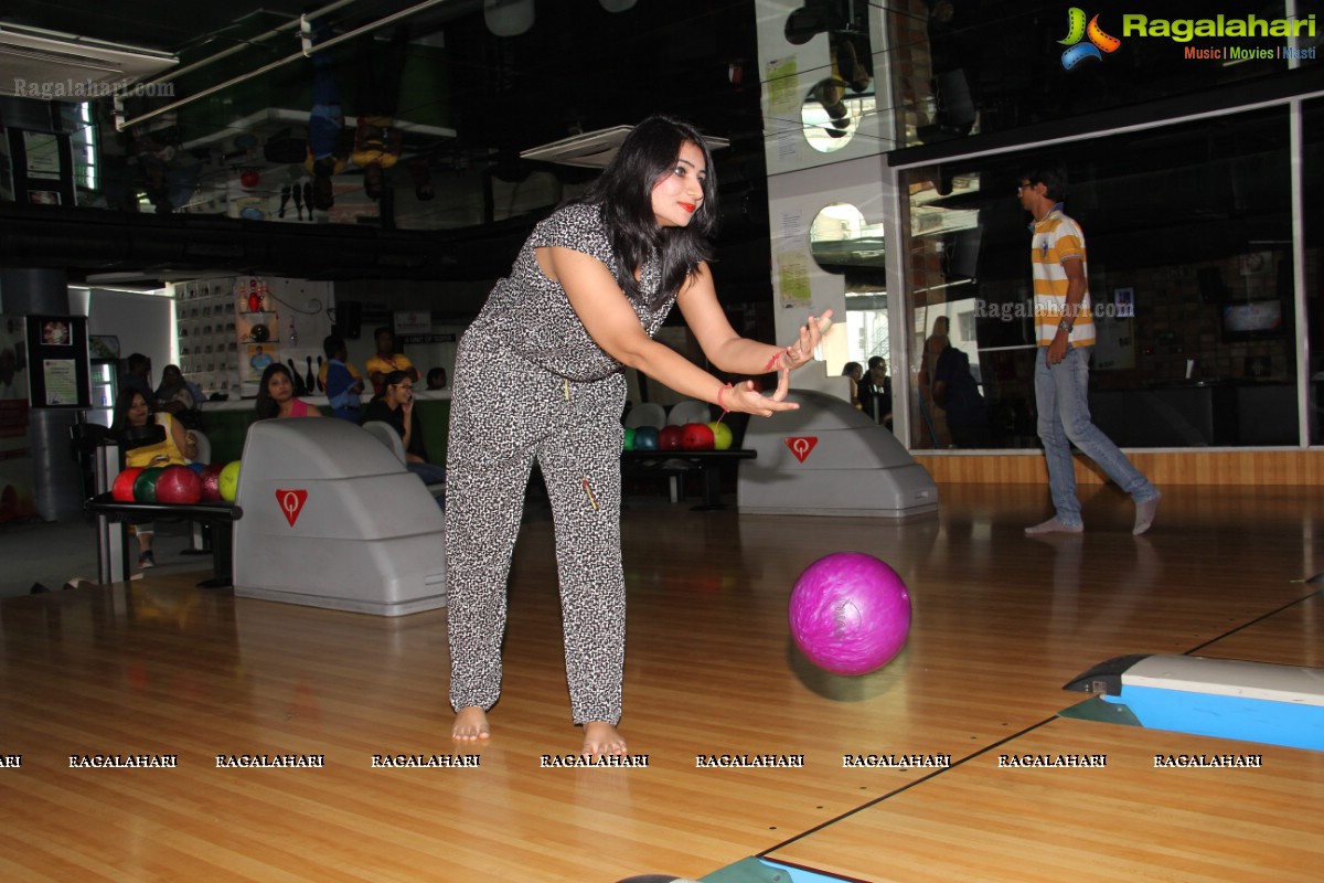 Stylish Divas Meet at SVM Bowling, Hyderabad