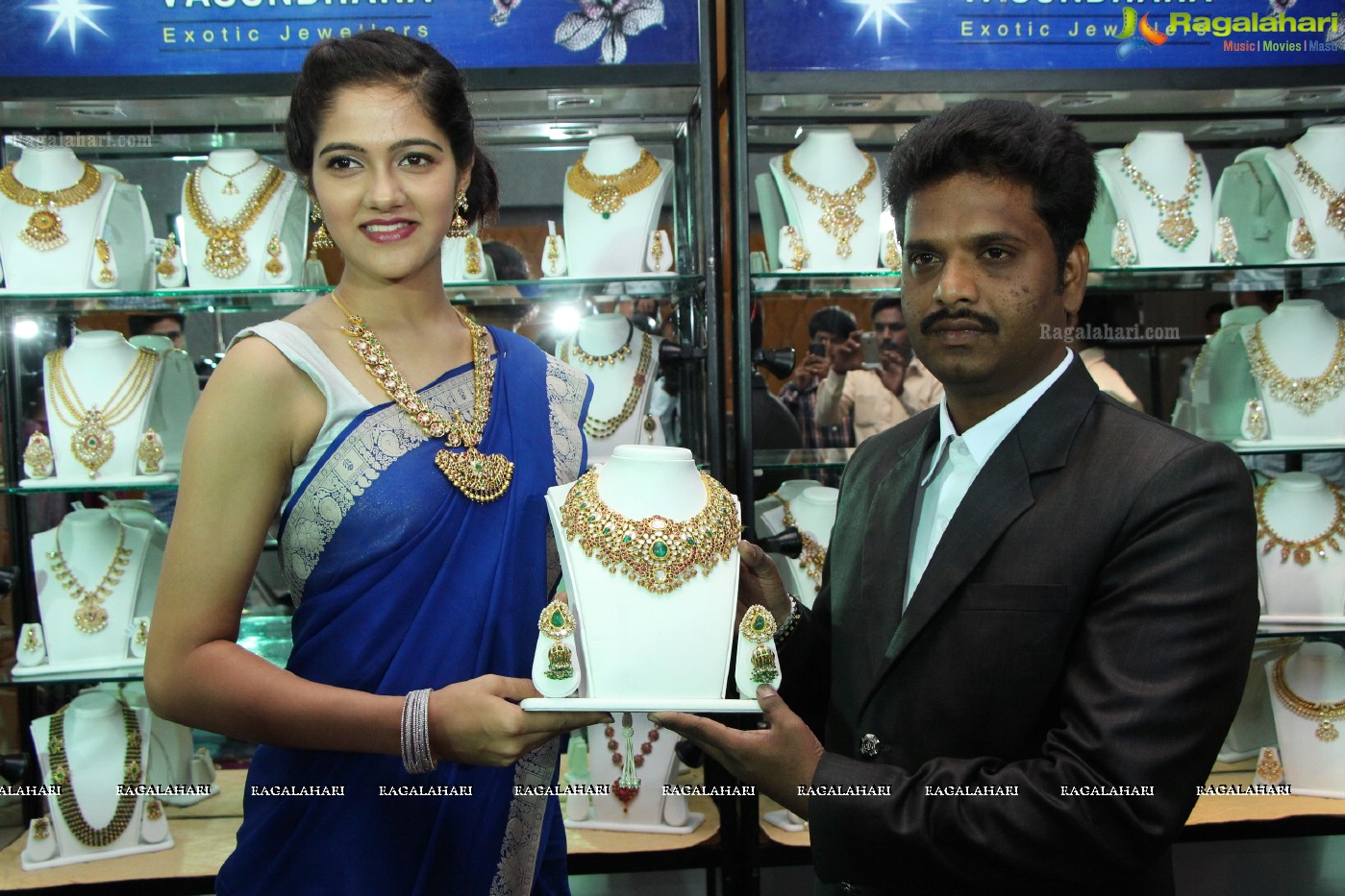 Vasundhara Diamond Roof - Wedding Jewellery Exhibition 2014 at Hotel Avasa, Hyderabad