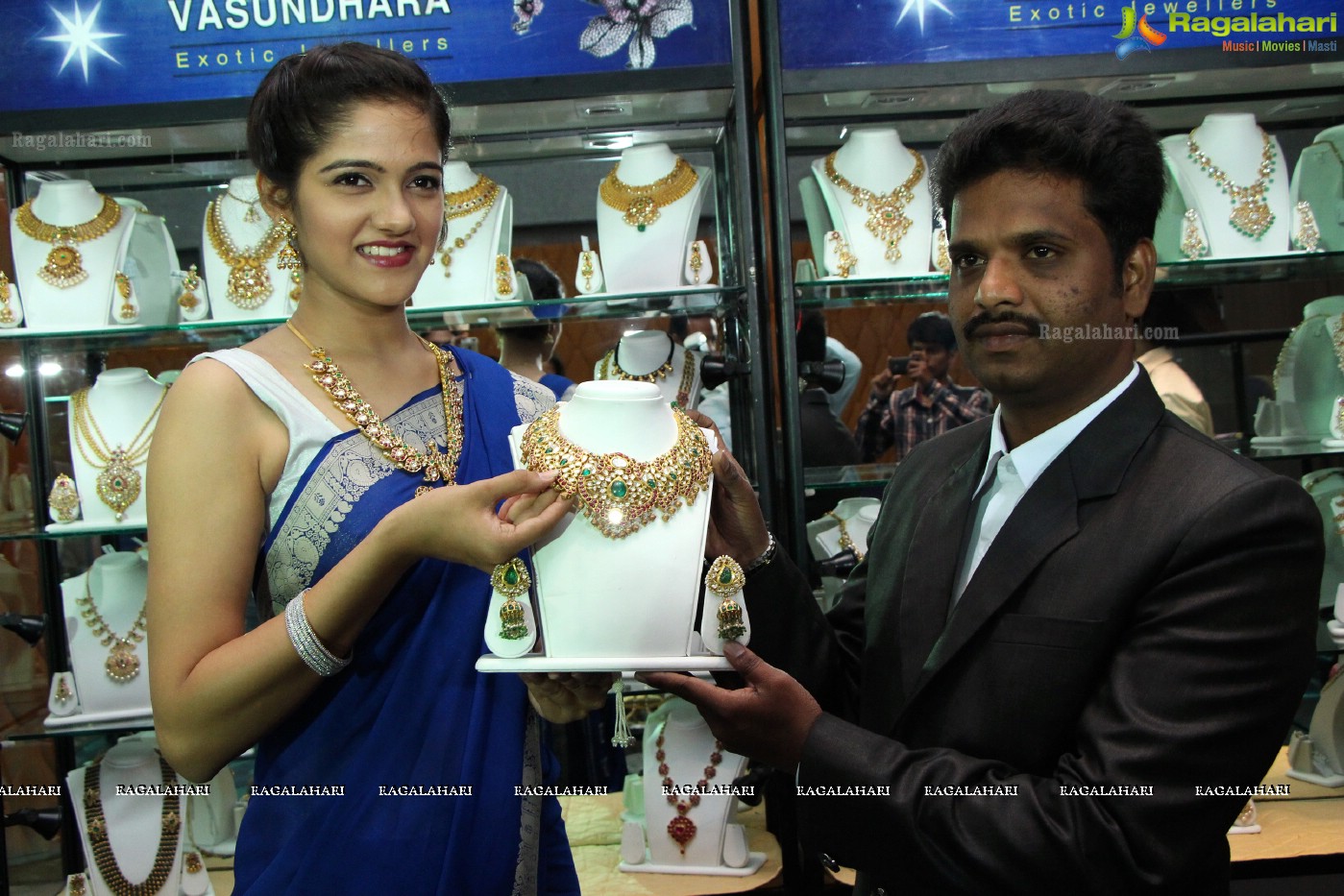 Vasundhara Diamond Roof - Wedding Jewellery Exhibition 2014 at Hotel Avasa, Hyderabad