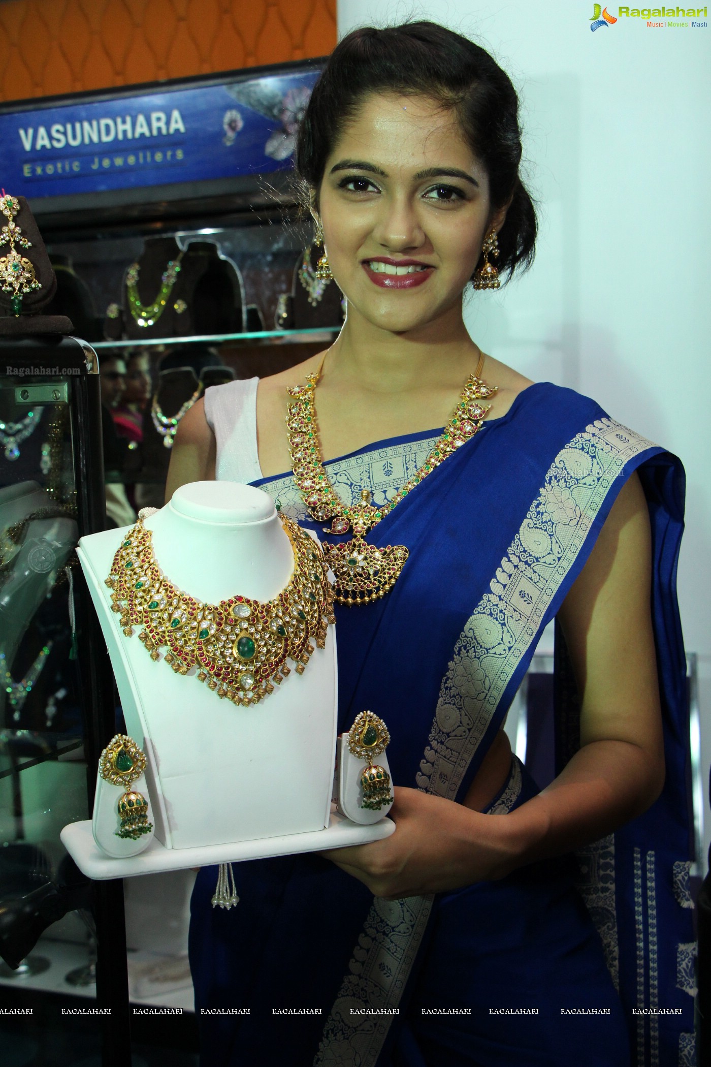 Vasundhara Diamond Roof - Wedding Jewellery Exhibition 2014 at Hotel Avasa, Hyderabad