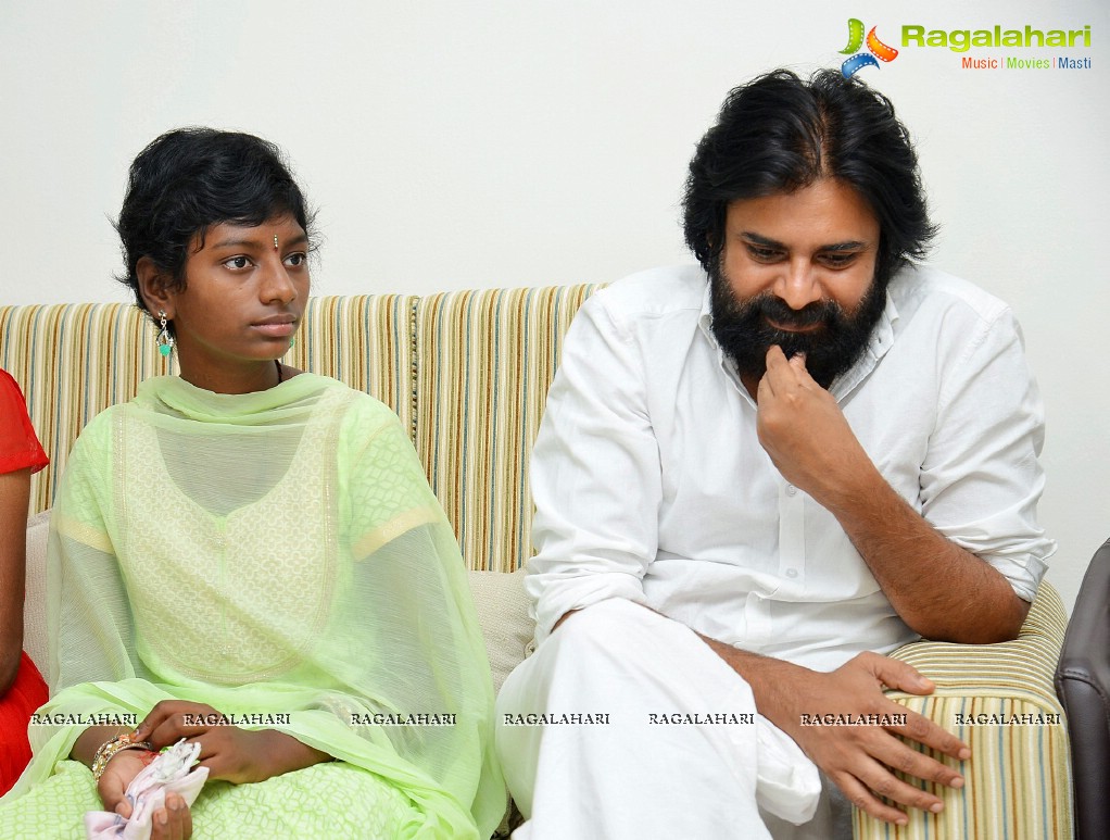 Pawan Kalyan meets Srija