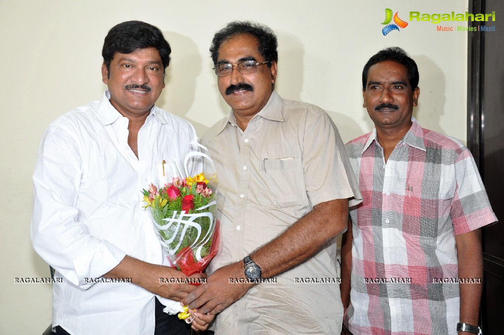Rajendra Prasad Felicitated by Tammineni, Kavitha and others
