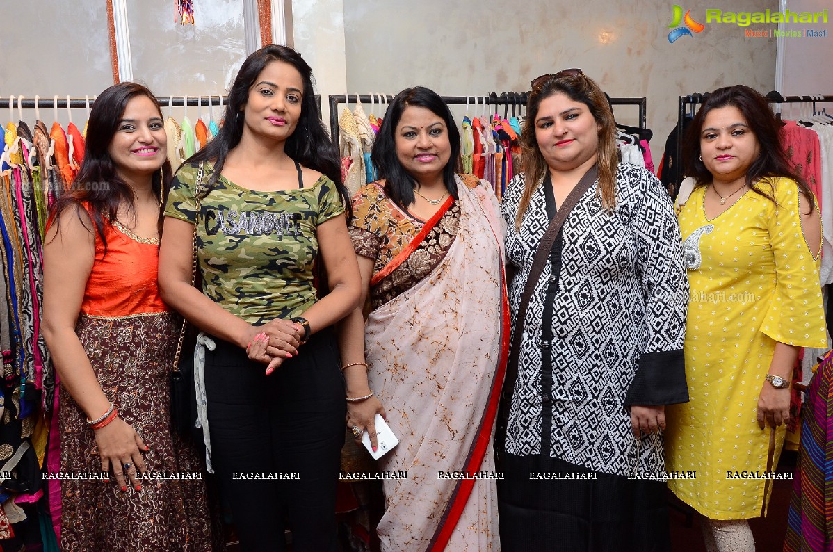 Alice Rosario inaugurates Akritti Elite The Day and Night Bazaar at The Park, Hyderabad