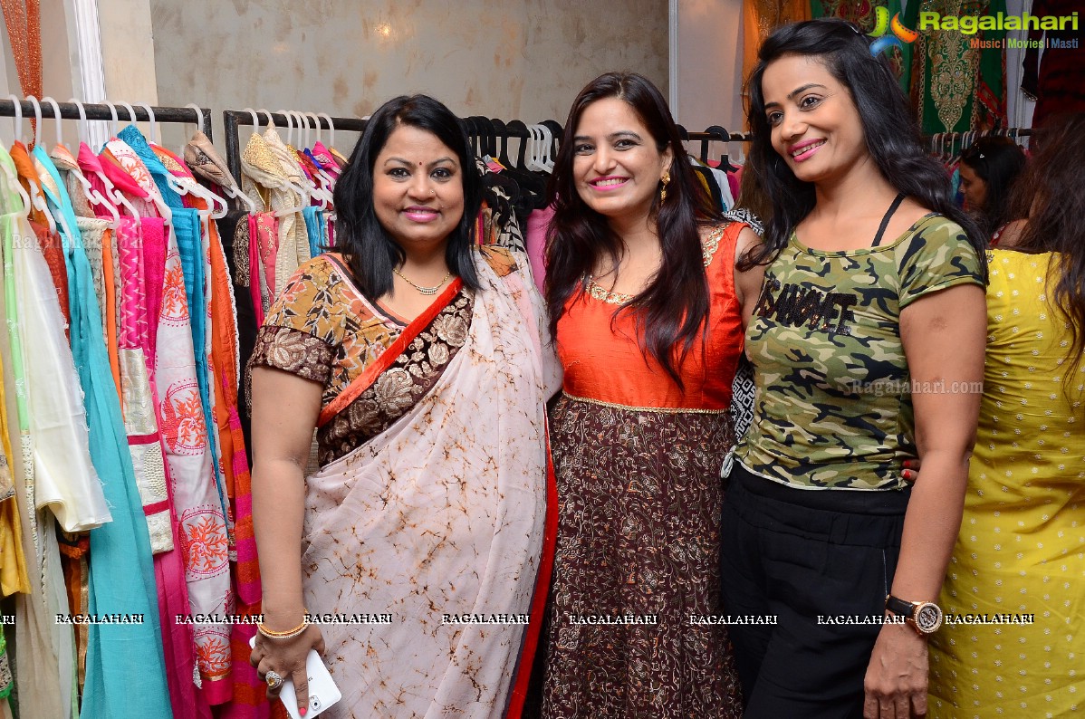 Alice Rosario inaugurates Akritti Elite The Day and Night Bazaar at The Park, Hyderabad