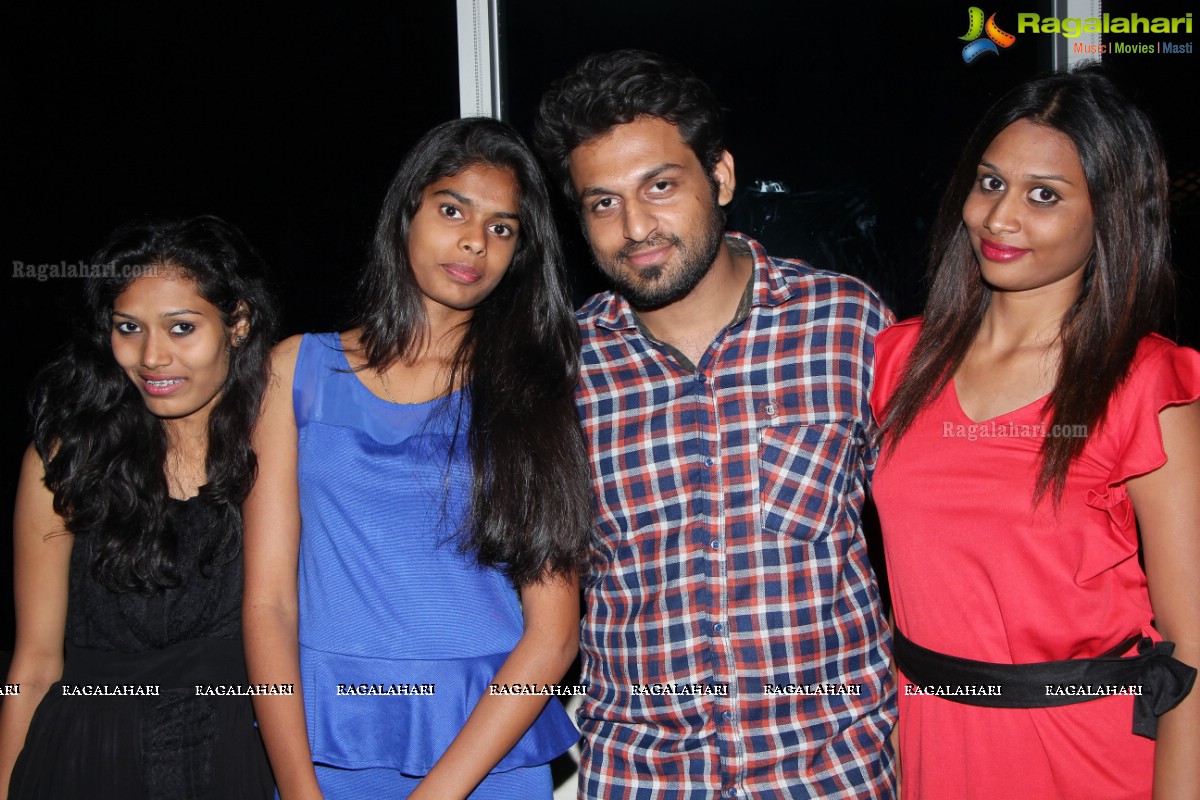 Bluemoon Ladies Night with Heroine Priya Anduluri at Club Republic, Hyderabad