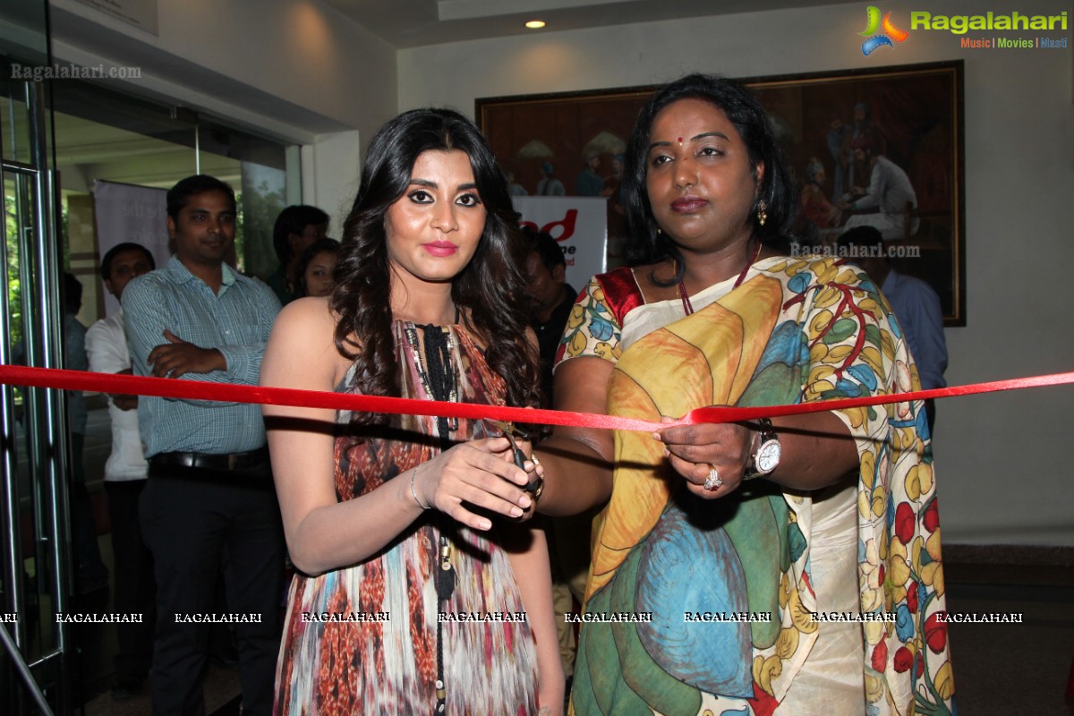 Harini launches Fashion Unlimited - A Lifestyle Exhibition in Hyderabad