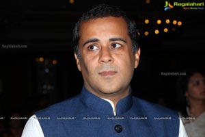 Chetan Bhagat FICCI