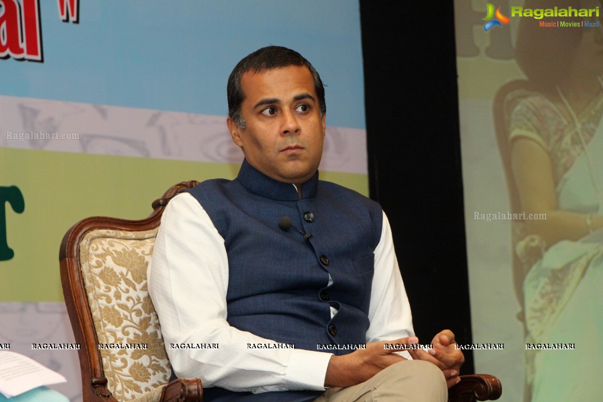 FLO Session with Chetan Bhagat