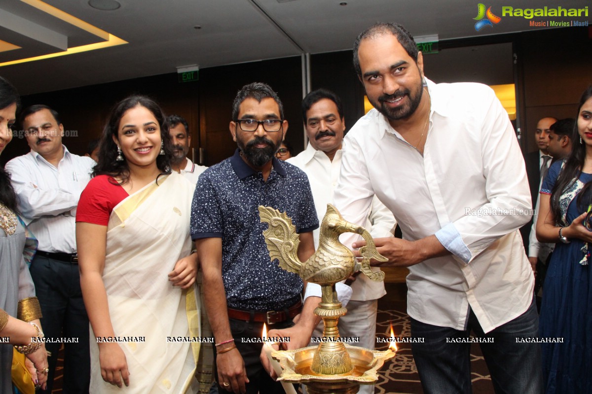 Nithya Menen inaugurates Gnana Shekar VS Art Exhibition in Hyderabad