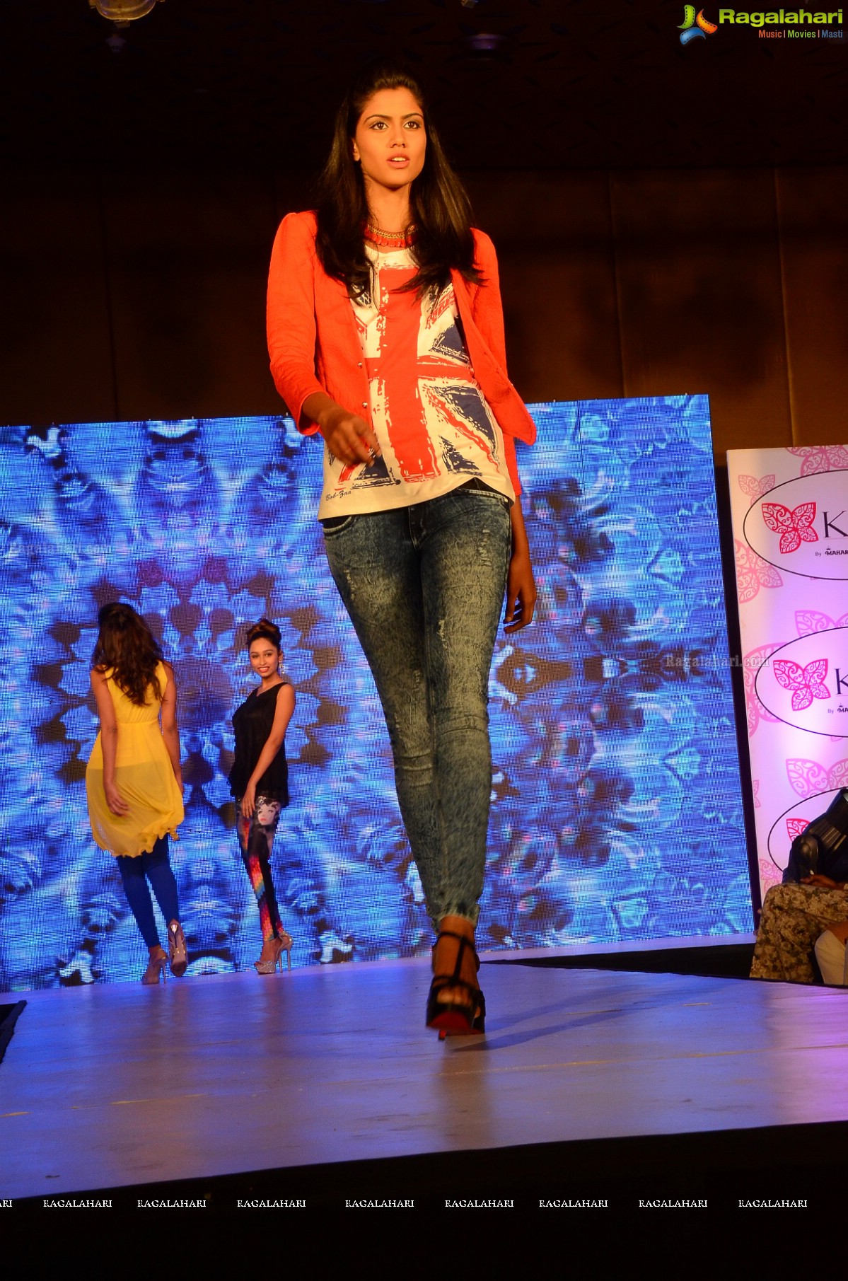 Kaira Fashion Show with Saina Nehwal