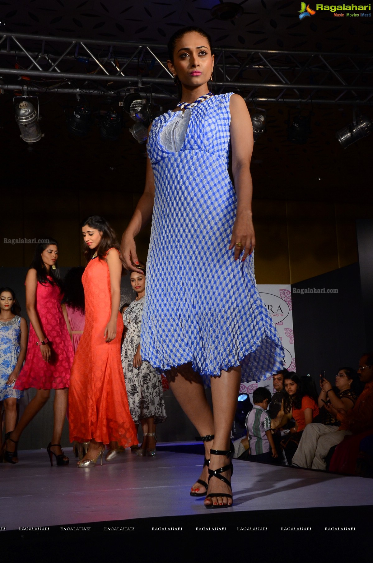 Kaira Fashion Show with Saina Nehwal