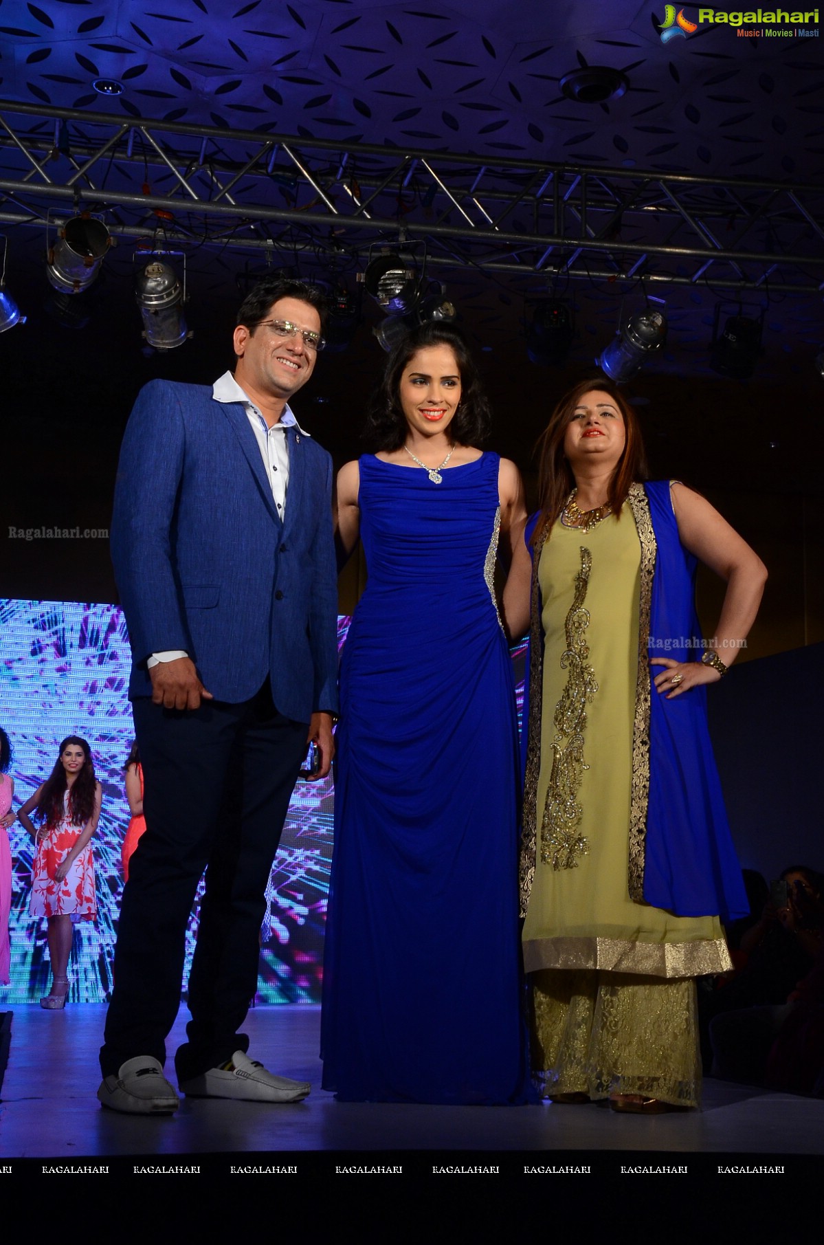 Kaira Fashion Show with Saina Nehwal