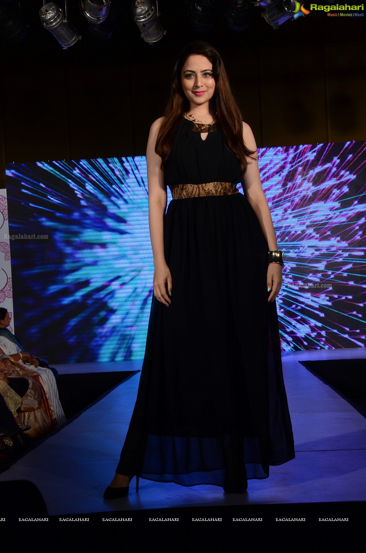 Kaira Fashion Show with Saina Nehwal