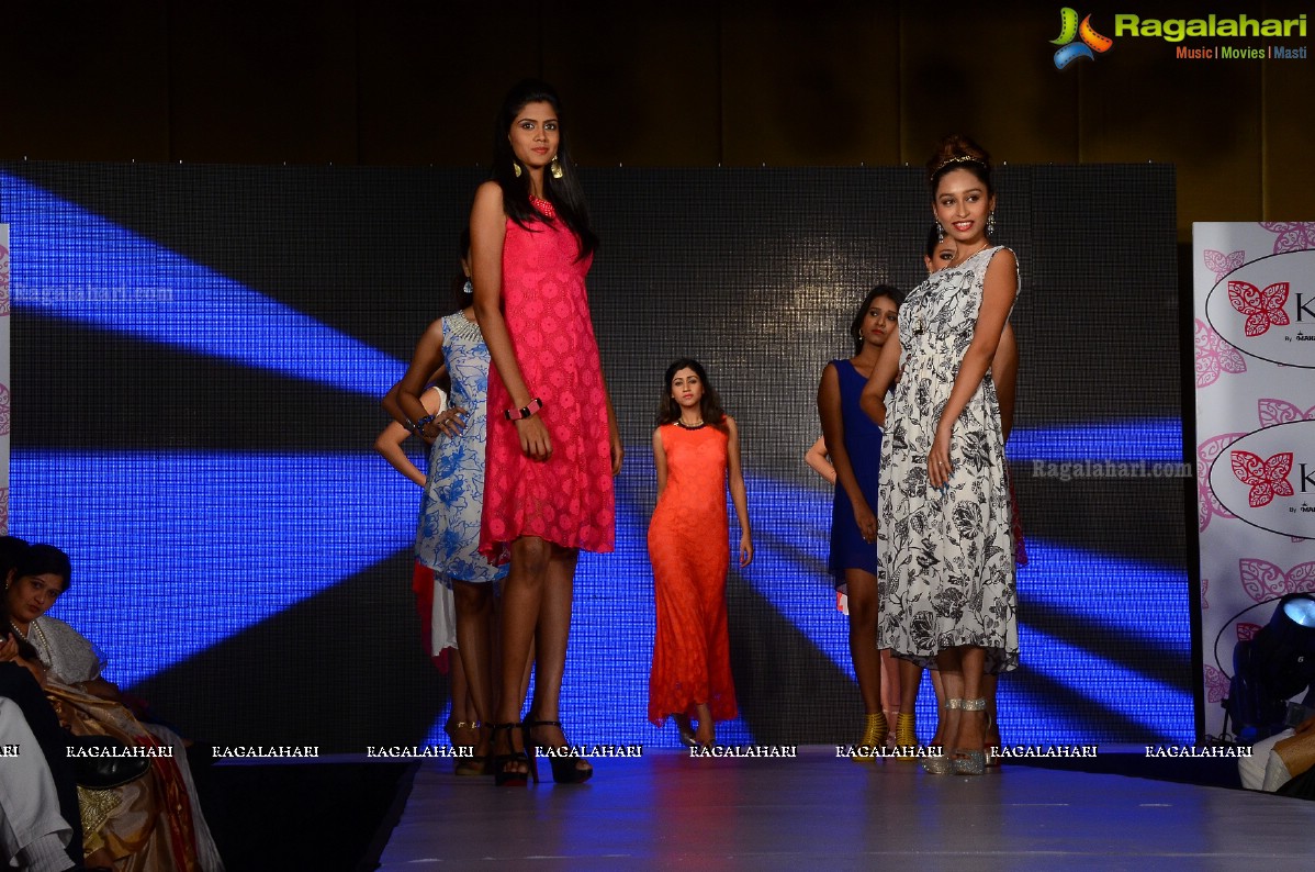 Kaira Fashion Show with Saina Nehwal