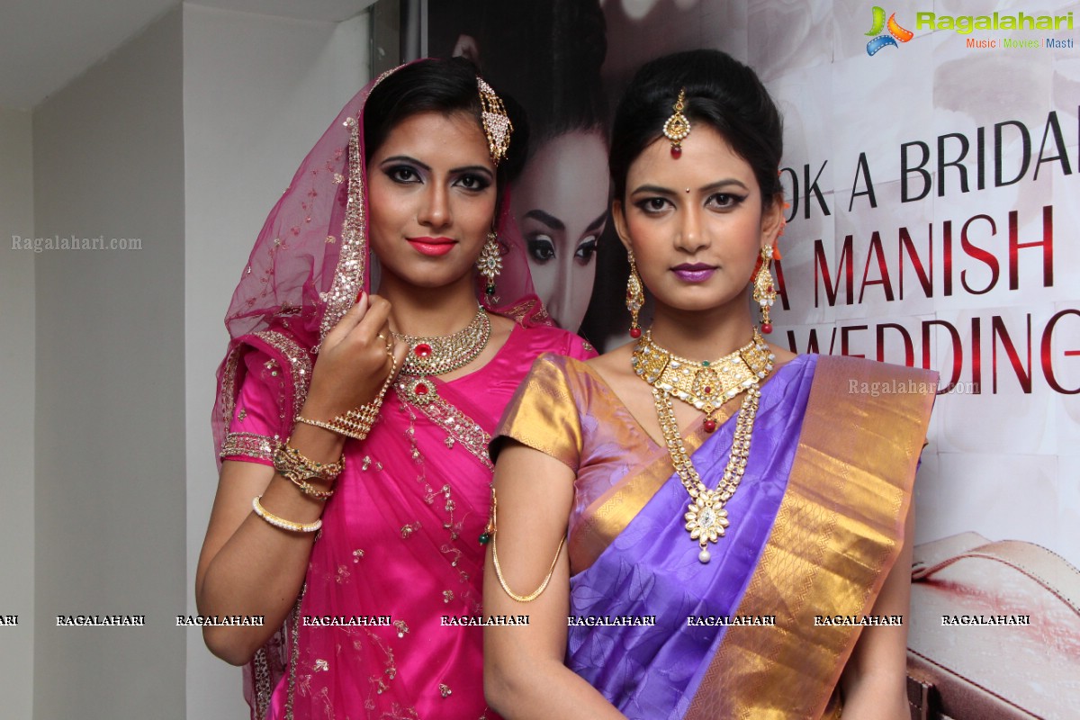 Bridal Makeup Workshop by Sushma Khan at Lakme Studio, Dargah