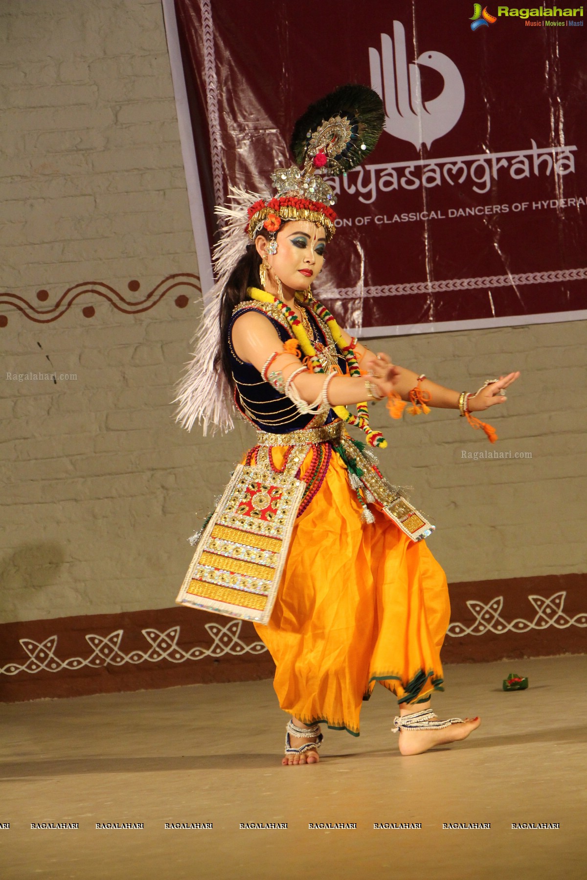 Vasant Ras and Pung Cholam By Jawahar Lal Nehru Manipuri Dance Academy, Imphal