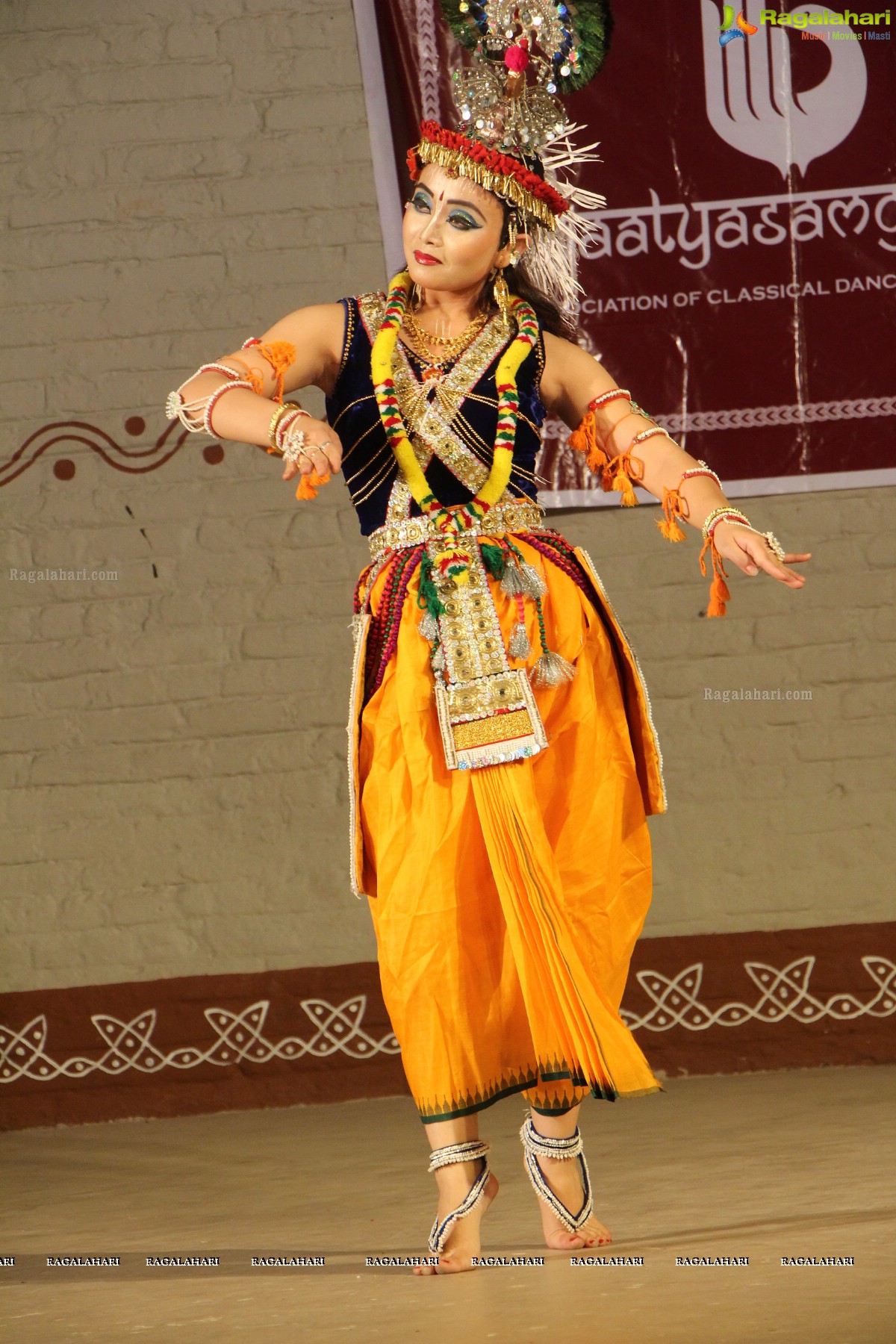 Vasant Ras and Pung Cholam By Jawahar Lal Nehru Manipuri Dance Academy, Imphal