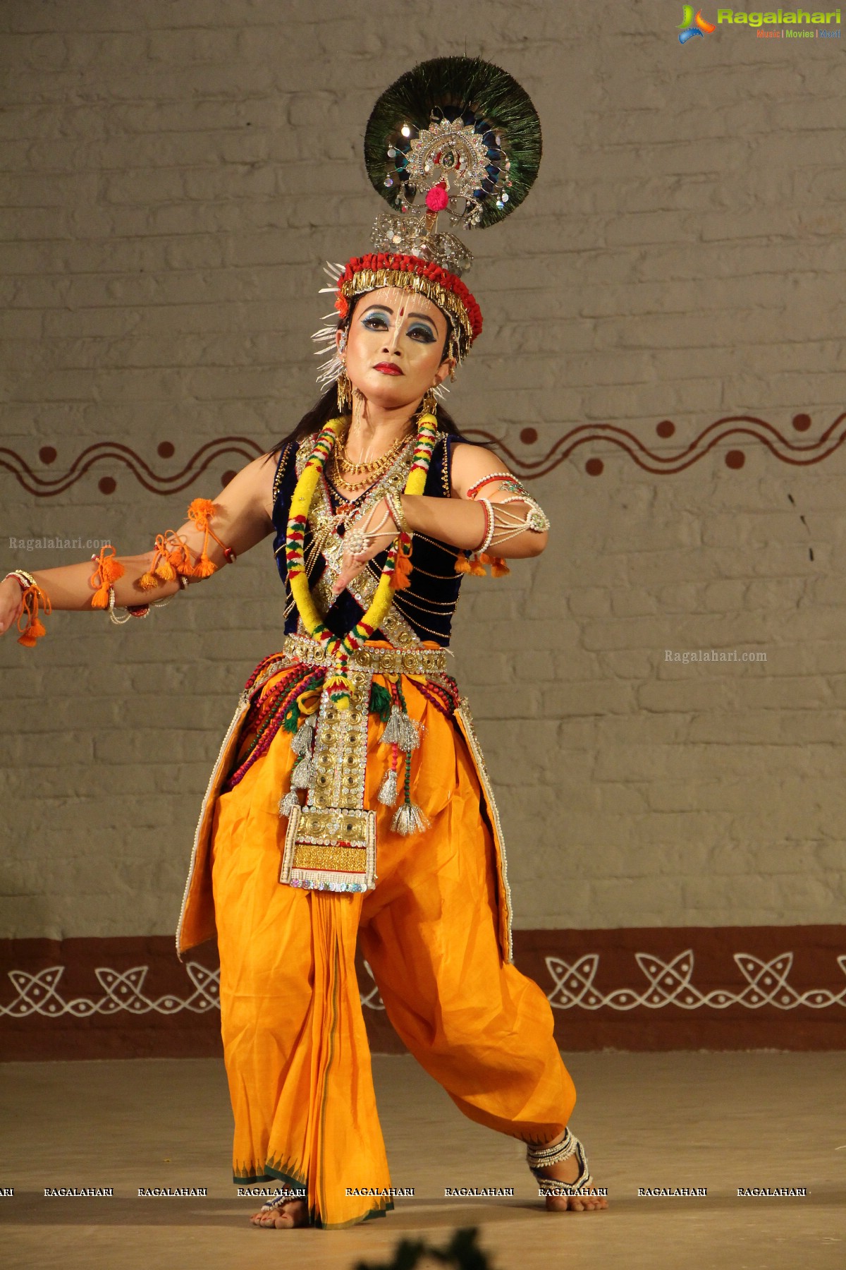 Vasant Ras and Pung Cholam By Jawahar Lal Nehru Manipuri Dance Academy, Imphal