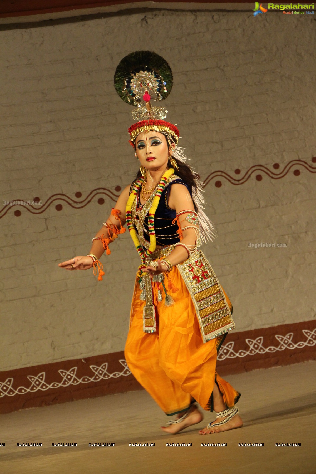 Vasant Ras and Pung Cholam By Jawahar Lal Nehru Manipuri Dance Academy, Imphal