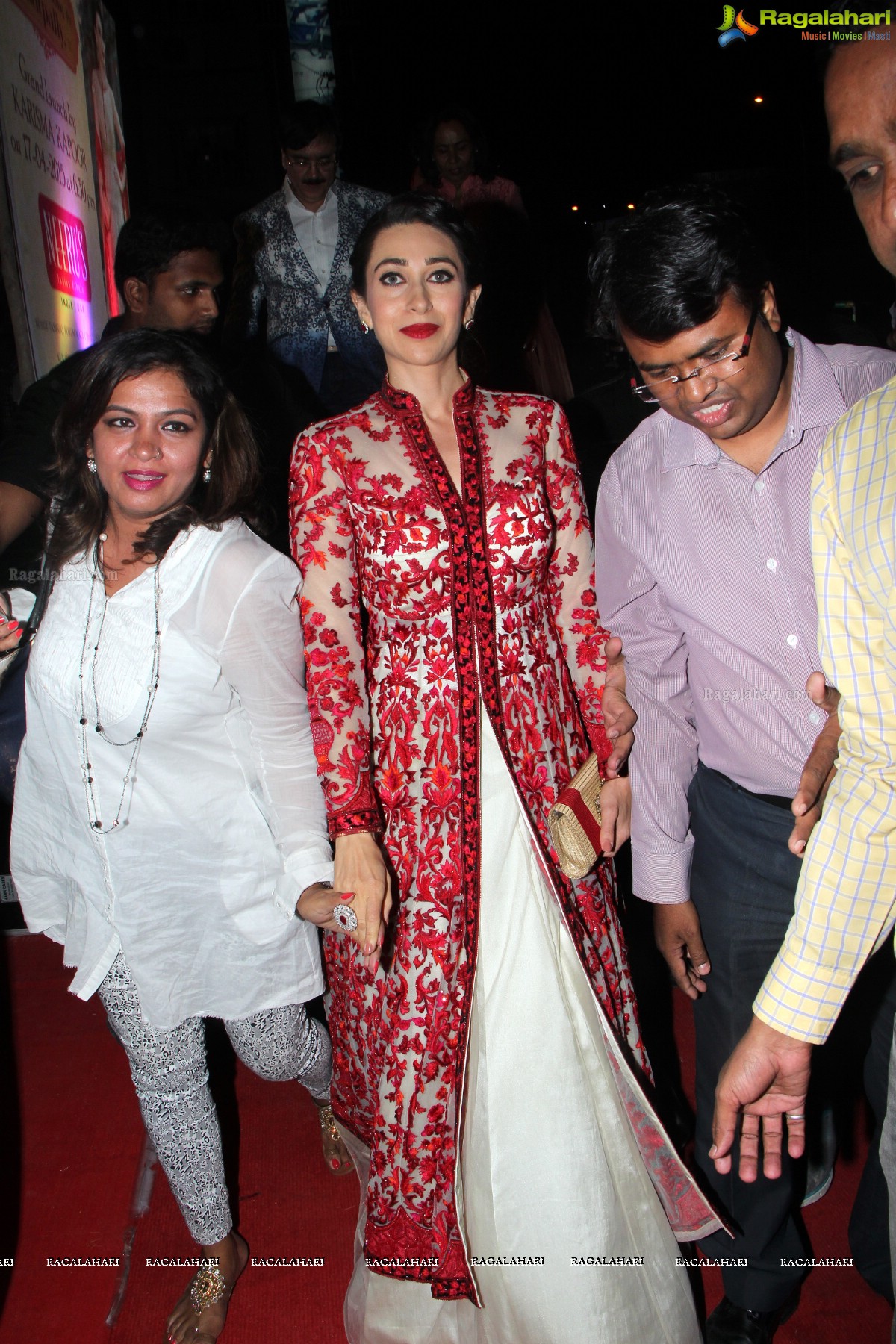 Neeru's Grand Launch by Karisma Kapoor at Kukatpally, Hyderabad