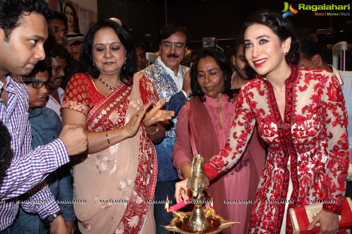 Neeru's Grand Launch by Karisma Kapoor at Kukatpally, Hyderabad