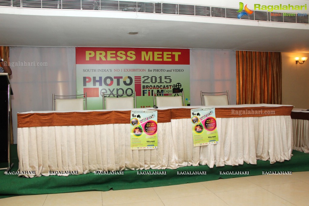 Villart Photo Expo 2015 Press Meet
