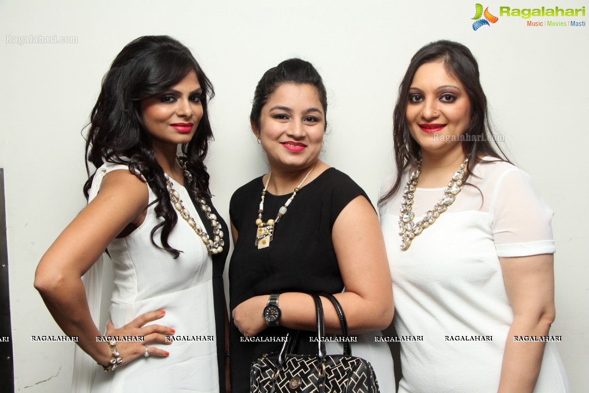 Pokaz J - Fashion Show at Muse Art Gallery, Hyderabad