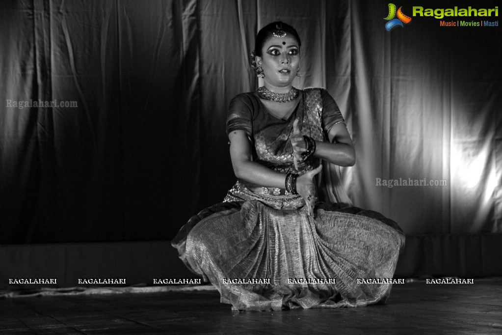 The Porous Earth: A Thematic Dance Presentation By Kiranmayee Madupu & Priya Premanand