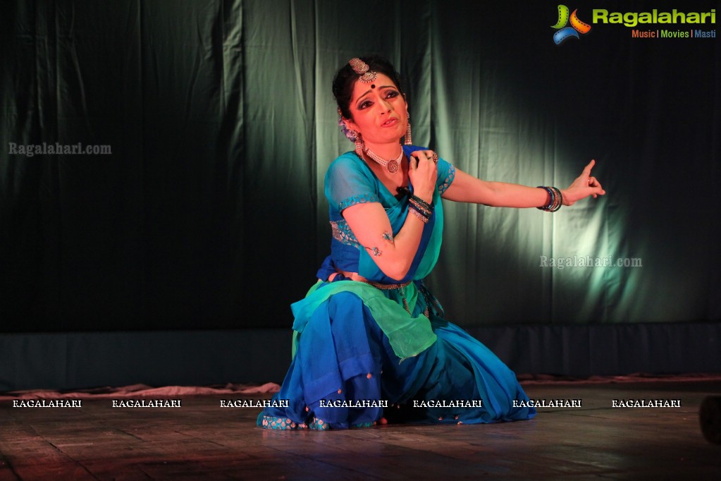 The Porous Earth: A Thematic Dance Presentation By Kiranmayee Madupu & Priya Premanand