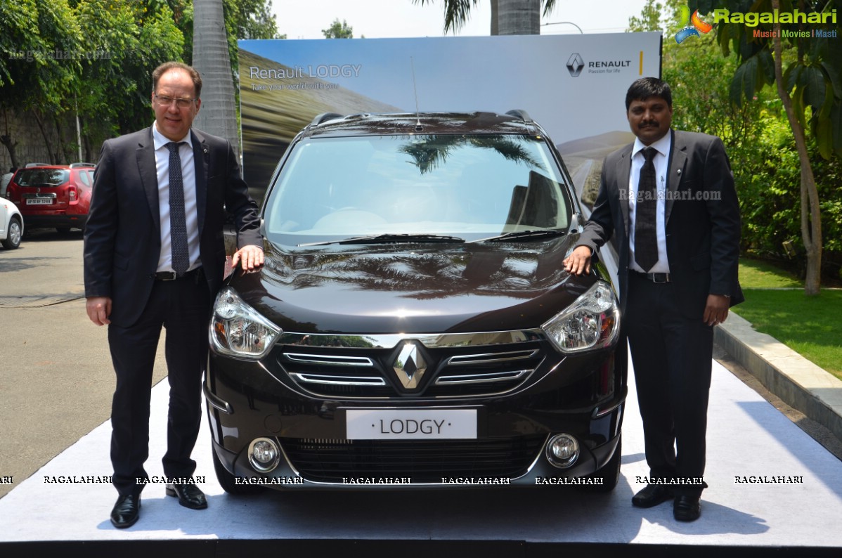 Renault Lodgy Launch in Hyderabad