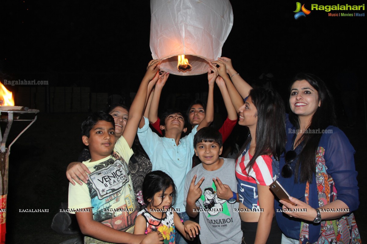 Grand Finale Day of 'Rise Up 2015' - India's Biggest Sky Lantern Festival