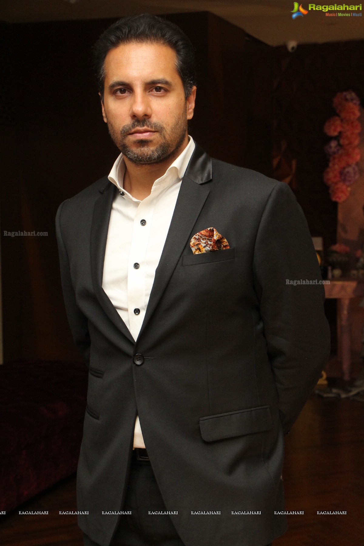 Advent of the Dawn - Spring 2015 Collection Launch by Shantanu and Nikhil