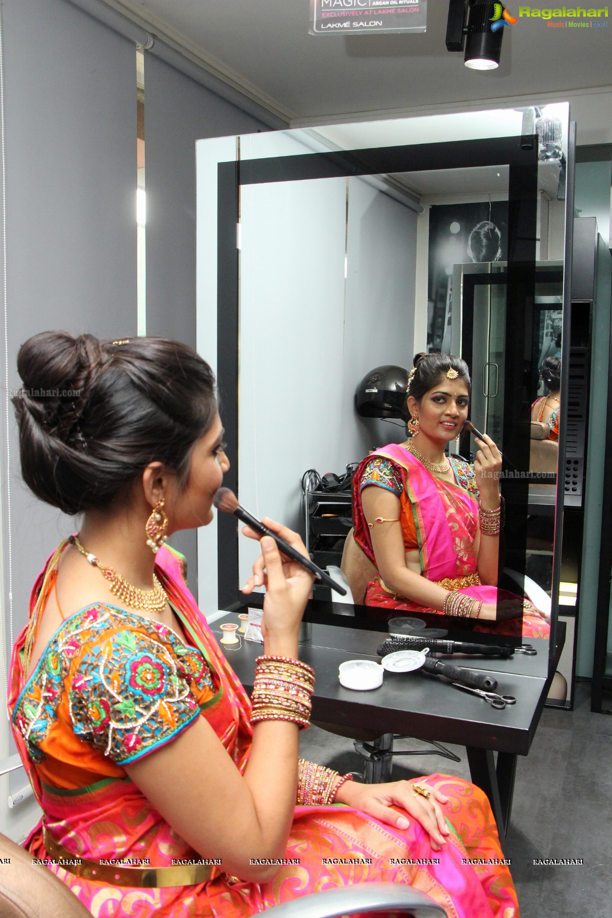 Sushma Khan Make-up Workshop at Lakme Salon, Dilsukhnagar, Hyderabad